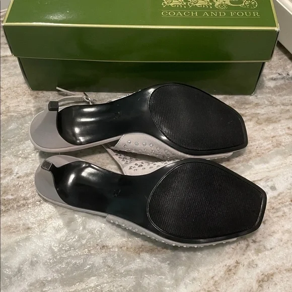 Coach and Four Women's Silver Slingback Heels - Picture 9 of 9
